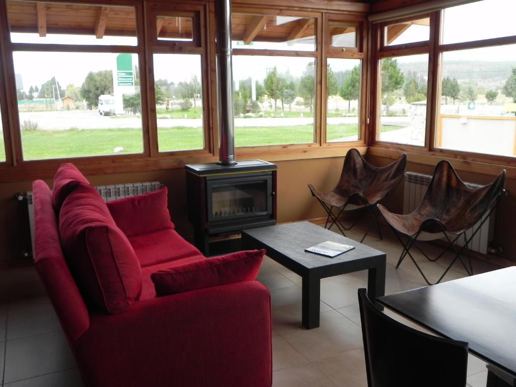 Hosteria Y Cabanas Land Park - Spa & Lodge Junin de los Andes Exterior photo
