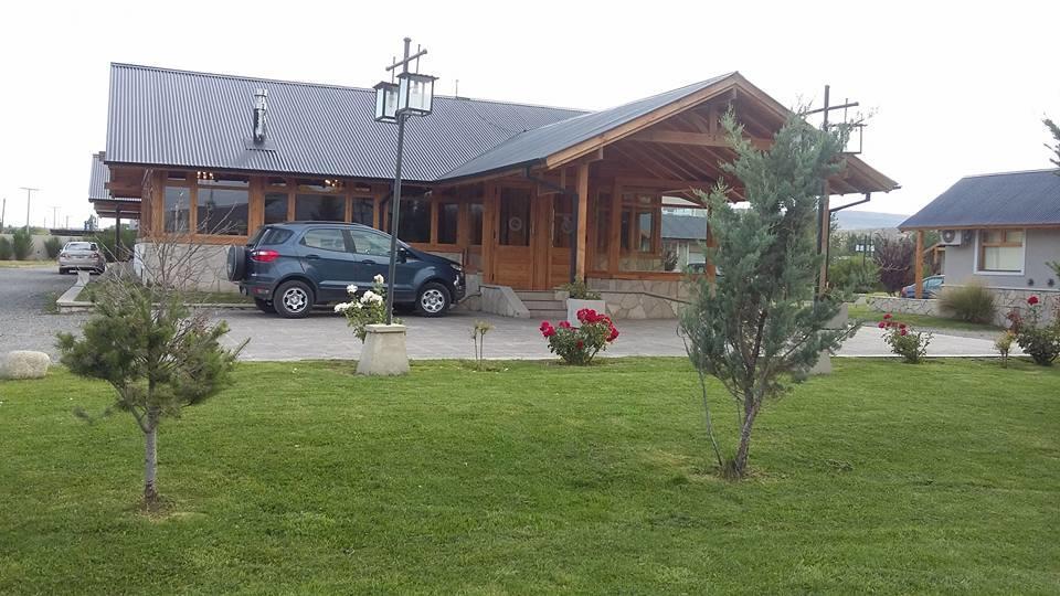 Hosteria Y Cabanas Land Park - Spa & Lodge Junin de los Andes Exterior photo